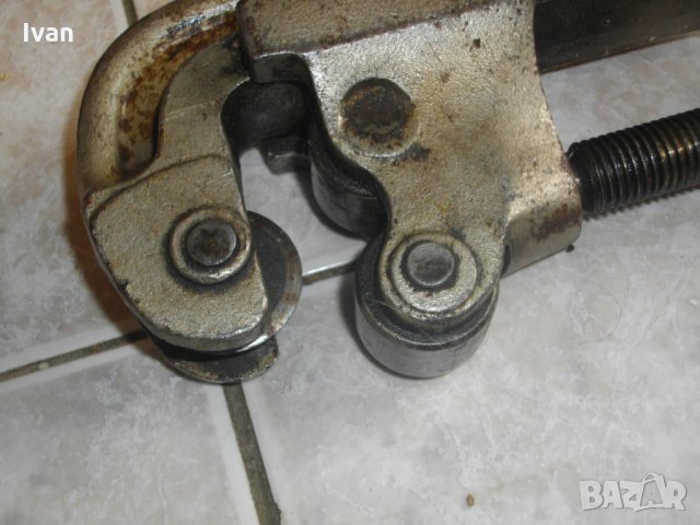 1/8-2 Цола-Захват До 70 мм-Тръборез-Немски-Уред За Рязане на Всякакви Тръби-Отличен-TUBEX, снимка 4 - Други инструменти - 33226987