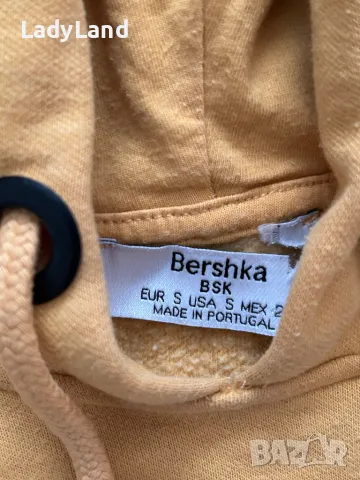 Суичър Bershka, снимка 3 - Суичъри - 48000717