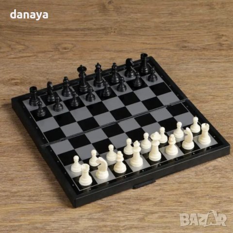 4334 Настолна игра магнитен шах табла и дама в комплект – 3 в 1, снимка 1 - Шах и табла - 43640015