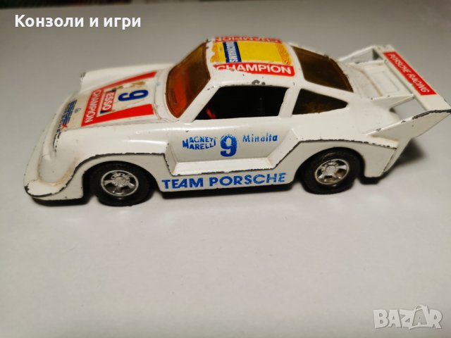 Количка Porsche на Matchbox от 1983г, снимка 2 - Коли, камиони, мотори, писти - 40130648