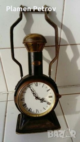 Часовник, снимка 1 - Антикварни и старинни предмети - 28065501