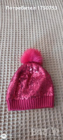 Коледна шапка с пайети H&M с подарък клинче, снимка 5 - Шапки, шалове и ръкавици - 38568655