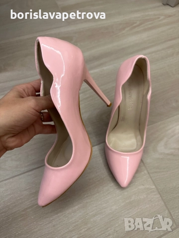Обувки на висок ток, снимка 2 - Дамски обувки на ток - 52891450