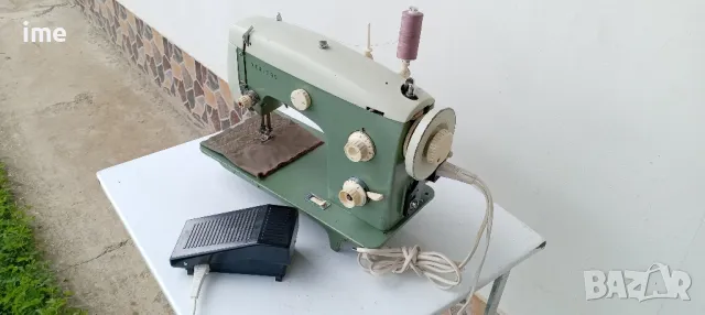 Шевна машина НОМЕР 06. Veritas. Ревизирана. Работеща с мостра на някой видове на шиене., снимка 3 - Шевни машини - 49863946