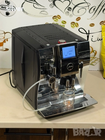 Кафемашина кафе автомат JURA Z9 с гаранция, снимка 10 - Кафемашини - 52863442