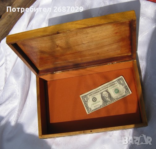 Кутии: метална и  Голяма дървена стара кутия с меден лист отгоре, снимка 6 - Други - 28972895