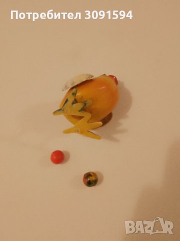 Стара играчка кокошка снася яйца като се натисне от бакелит , снимка 5 - Антикварни и старинни предмети - 43958421