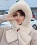 Модерна зимна пухена шапка отвън и отвътре ведно с шал в 4 красиви разцветки- сиво, шампанско, пепел, снимка 4