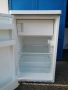 Малък хладилник с камера Bosch , снимка 4