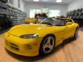 Метална колекционерска колички BBURAGO DODGE VIPER SRT CAbrio 1:18, снимка 1