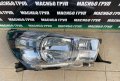 Фар десен фарове за Тойота Toyota HILUX , снимка 4
