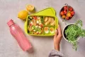 Кутия TUPPERWARE за обяд с разделения, капацитет 1л, херметично затваряне, снимка 2