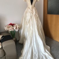 Сватбена булчинска рокля царствена естествена сурова коприна шампанско с шлейф, снимка 8 - Сватбени рокли - 26436671