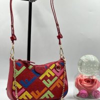 ✨Fendi уникални дамски чанти / различни дизайни✨, снимка 3 - Чанти - 43505597