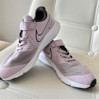 Маратонки Nike, снимка 2 - Детски маратонки - 44921574
