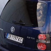 Volkswagen Touran 2.0 tdi - 140 - 6 speed, снимка 6 - Автомобили и джипове - 44036034