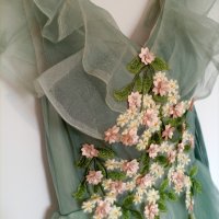 Зелена бална рокля с цветя, снимка 1 - Рокли - 44111456