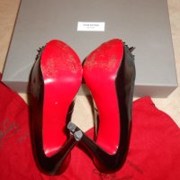 Christian Louboutin Asteroid 140 suede and patent-leather pumps, снимка 15 - Дамски елегантни обувки - 26637968