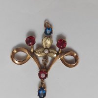Старинен златен медальон с рубини, сапфир и брилянти, снимка 3 - Колиета, медальони, синджири - 43899660