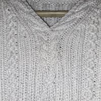 Уникален дамски зимен пуловер, ръчно плетиво, размер S, снимка 3 - Блузи с дълъг ръкав и пуловери - 43991394