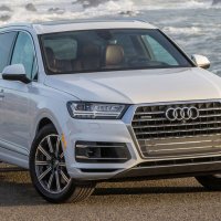 Спойлер на предна броня за Audi Q7 (2015-2019г.), снимка 1 - Аксесоари и консумативи - 36614053