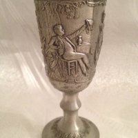 Немски старинни калаени чаши на столче "Lindenwirthin" лична колекция, снимка 4 - Антикварни и старинни предмети - 43036065