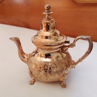 Бронзов марокански чайник ROYAL Manchester, снимка 1 - Антикварни и старинни предмети - 43216861