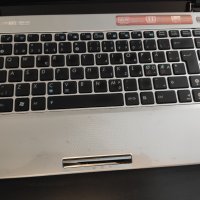 Лаптоп Acer UL30VT счупен дисплей, снимка 6 - Части за лаптопи - 38049629