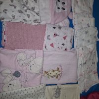 Лот дрехи и аксесоари за новородено, снимка 2 - Комплекти за бебе - 43085122
