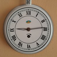 Стар стенен емайлиран часовник - Тиган, снимка 6 - Антикварни и старинни предмети - 44058945