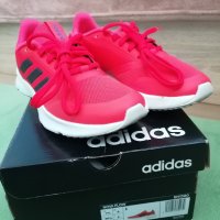 Продавам дамски маратонки Adidas, снимка 4 - Маратонки - 33244763