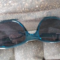 Детски слънчеви очила Tom Tailor 6-9 години , снимка 4 - Други - 29065509