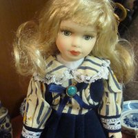 Колекционерска порцеланова кукла , снимка 3 - Колекции - 27415599