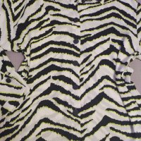 Страхотна дамска макси дълга риза в животински принт (ХЛ), снимка 2 - Ризи - 38067829