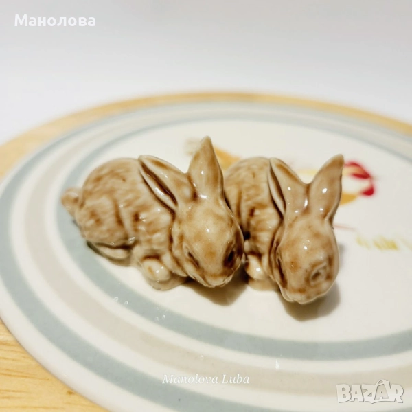 Две малки колекционерски фигурки на зайчета Wade Ceramics., снимка 1