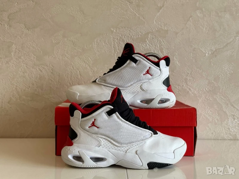 Оригинални кецове Jordan Max Aura 4 | 38 номер, снимка 1