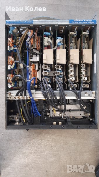 Сервоуправление SIMODRIVE и 3 броя двигатели, снимка 1