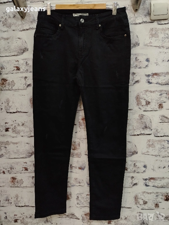 Gudi- черни дънки, лек слим, малко избелени, надрани, пролетен деним с еластан, снимка 1