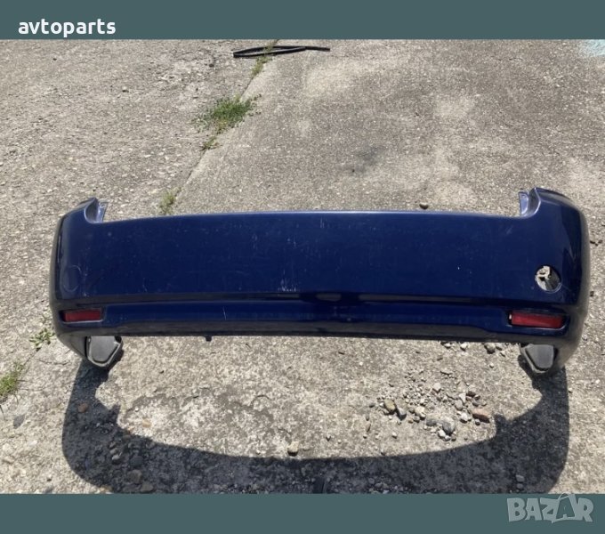 Toyota avensis verso 2005година Задна броня, снимка 1