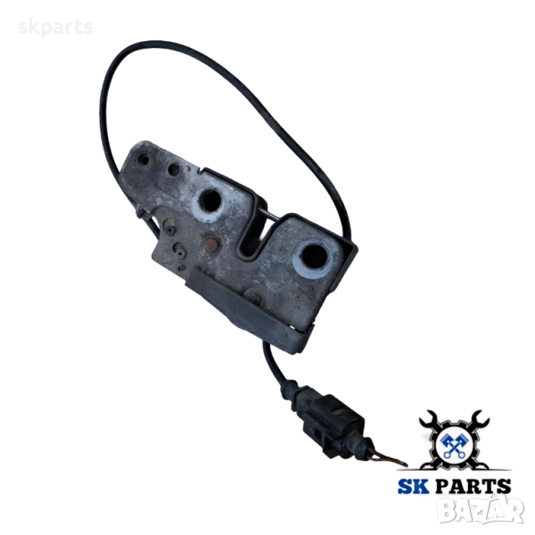 Брава преден капак за Фолксваген Пасат Б6 / Passat B6, снимка 1