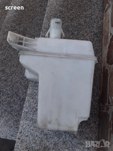 Казанче за чистачки Toyota Corova Verso 2006, снимка 1