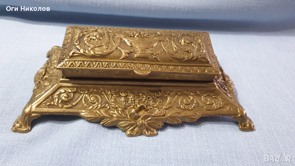 Старинен бронзов писалищен аксесоар, снимка 1