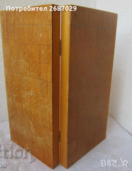 стари кутии за шах: Стара дървена кутия шах шахмат и табла, снимка 1