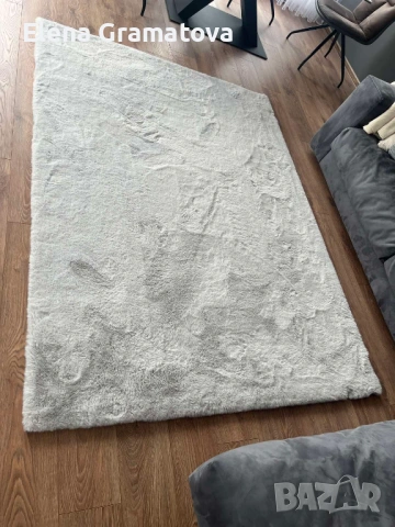 пухкав килим тип заешка кожа 160/220 светло сив, снимка 2 - Килими - 53381635