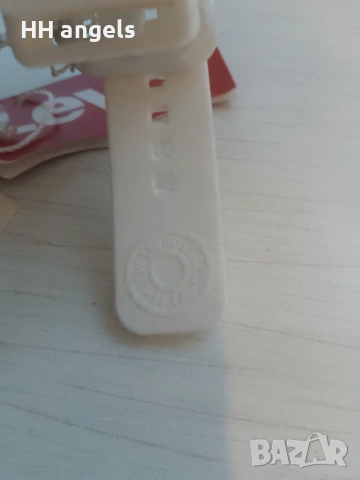 Levis дамски часовник с кристали Swarovski, снимка 5 - Дамски - 53117412