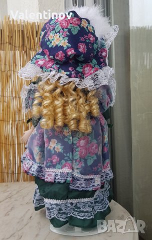 Порцеланова кукла със стойка , снимка 4 - Кукли - 38158092