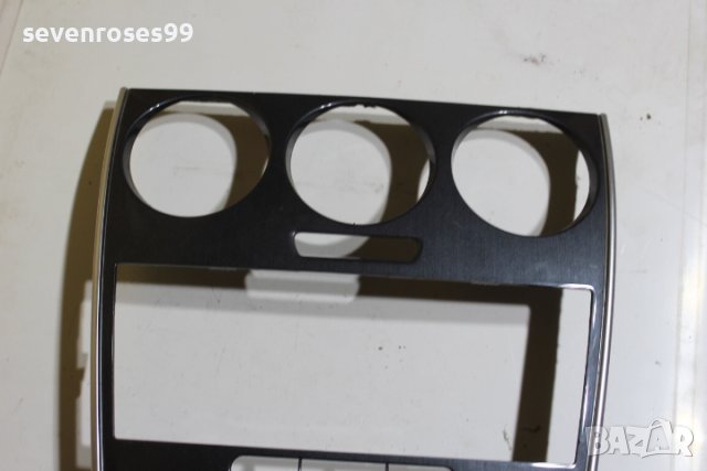 Централна конзола табло Mazda 6 2006 2.0i 147 Мазда 6 комби, снимка 2 - Части - 43887781