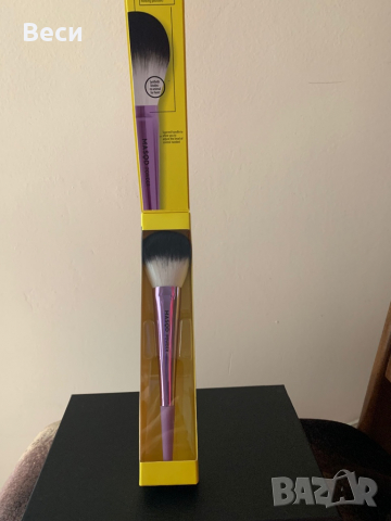 Четка за грим, снимка 2 - Декоративна козметика - 36573100