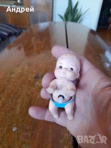 Стара механична кукла бебе, снимка 5 - Други ценни предмети - 48025973