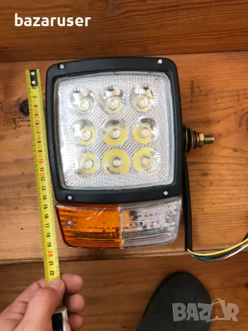 Нов Фар Трактор с Мигач-Халоген за МПС -L+R (1036) к-т, снимка 11 - Аксесоари и консумативи - 31909072